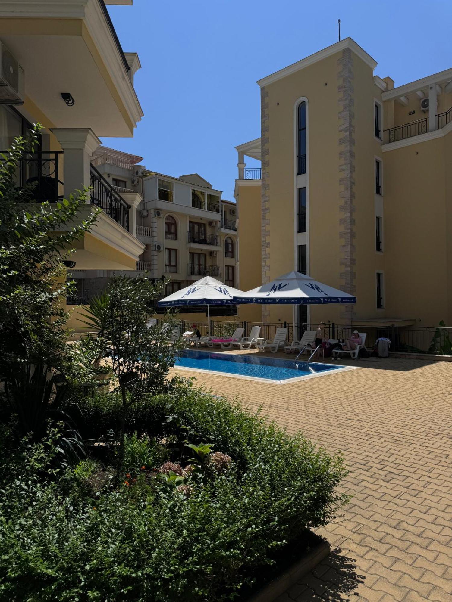 Horizon Apartament Gut Sveti Vlas Bagian luar foto