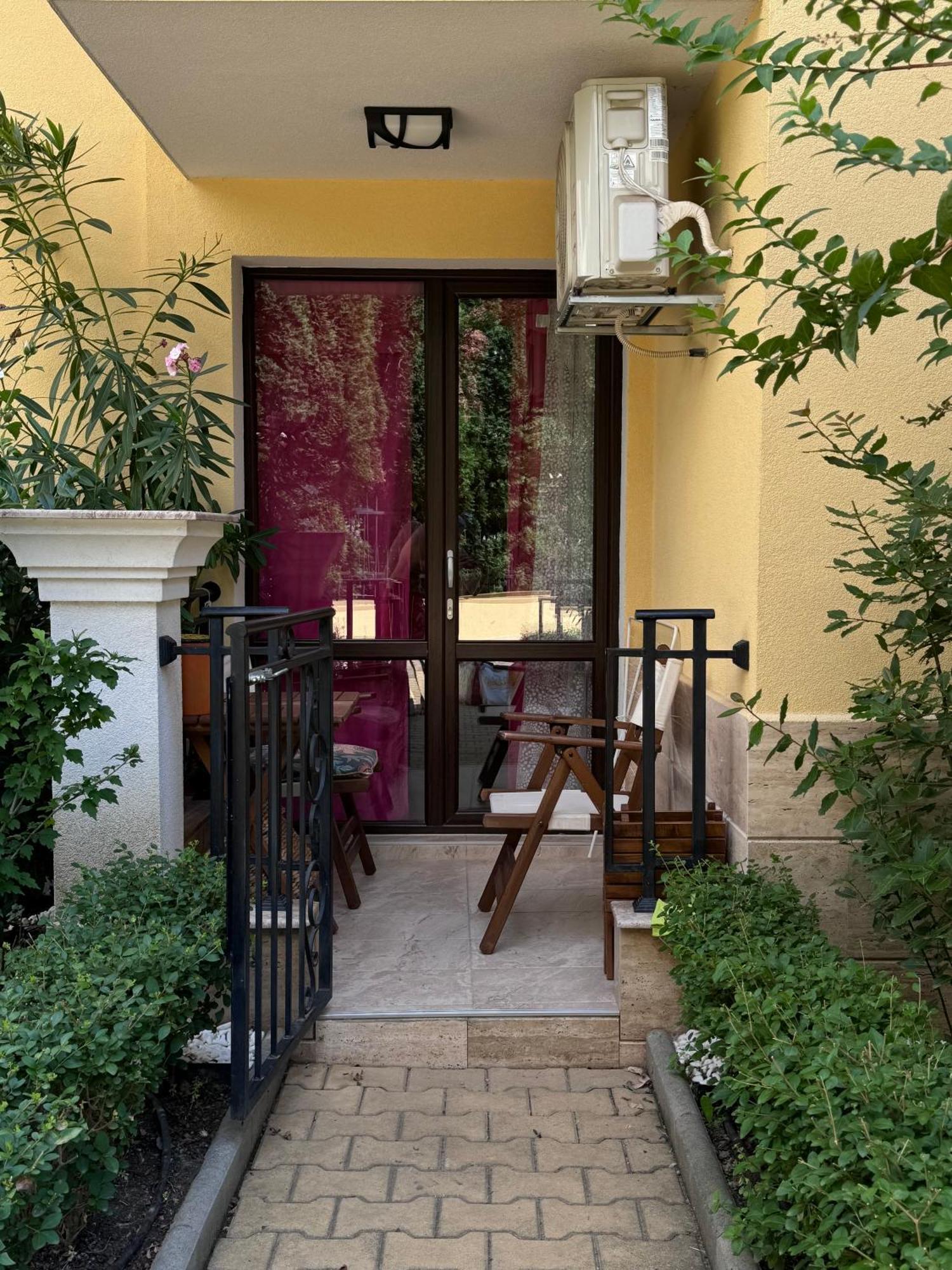 Horizon Apartament Gut Sveti Vlas Bagian luar foto